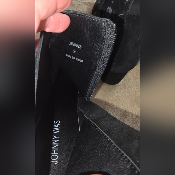 Johnny Was Floral Embroidered Black Ankle Boots Size 9 - Picture 12 of 15